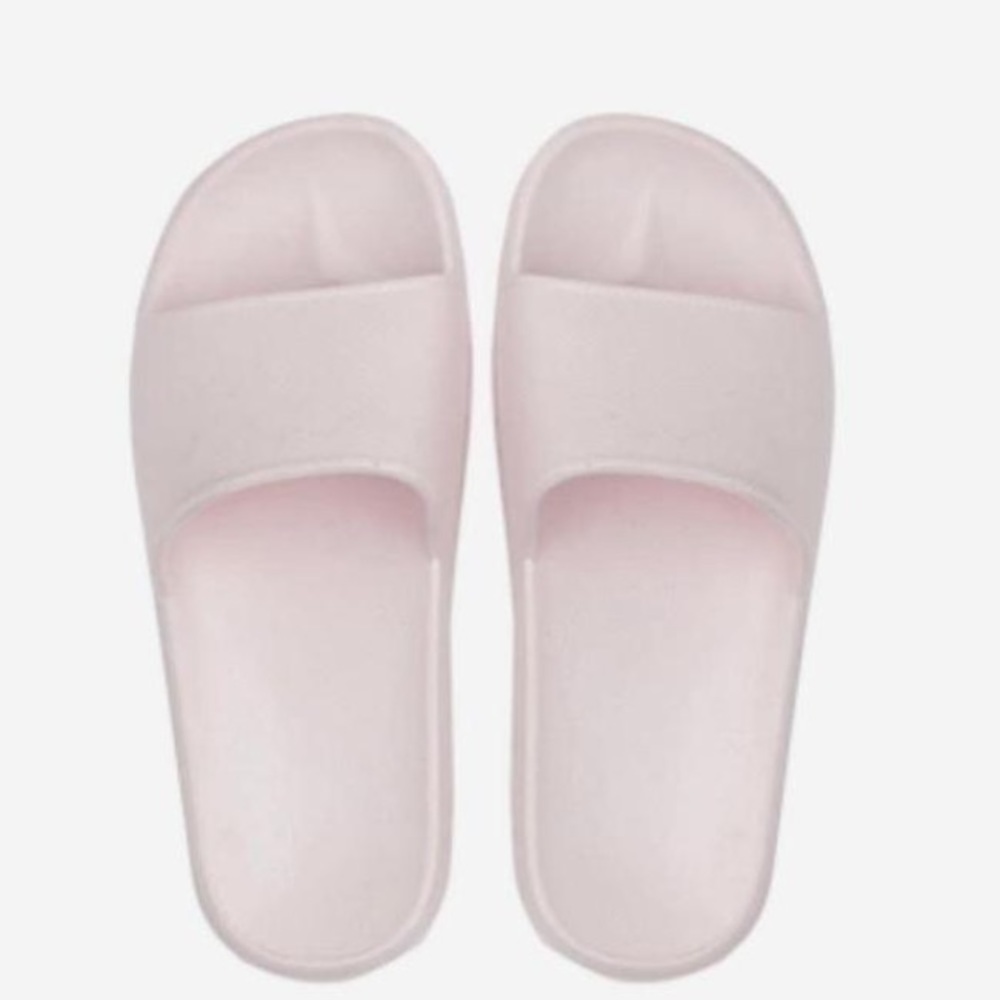 Women’s Slippers (Size 7 - 7.5) Light Pink